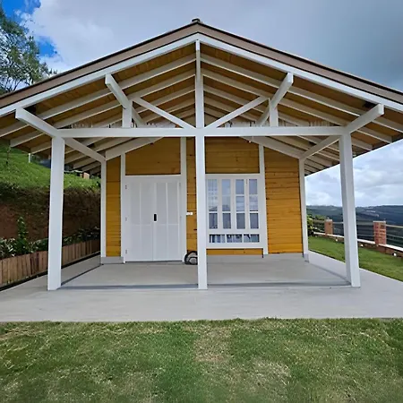 Alto Da Mantiqueira - Manaca Villa Campos do Jordao Exterior photo